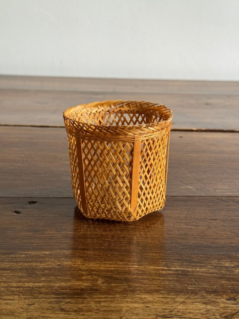 Small/Miniature Rattan Basket Holder with Hexagon Base